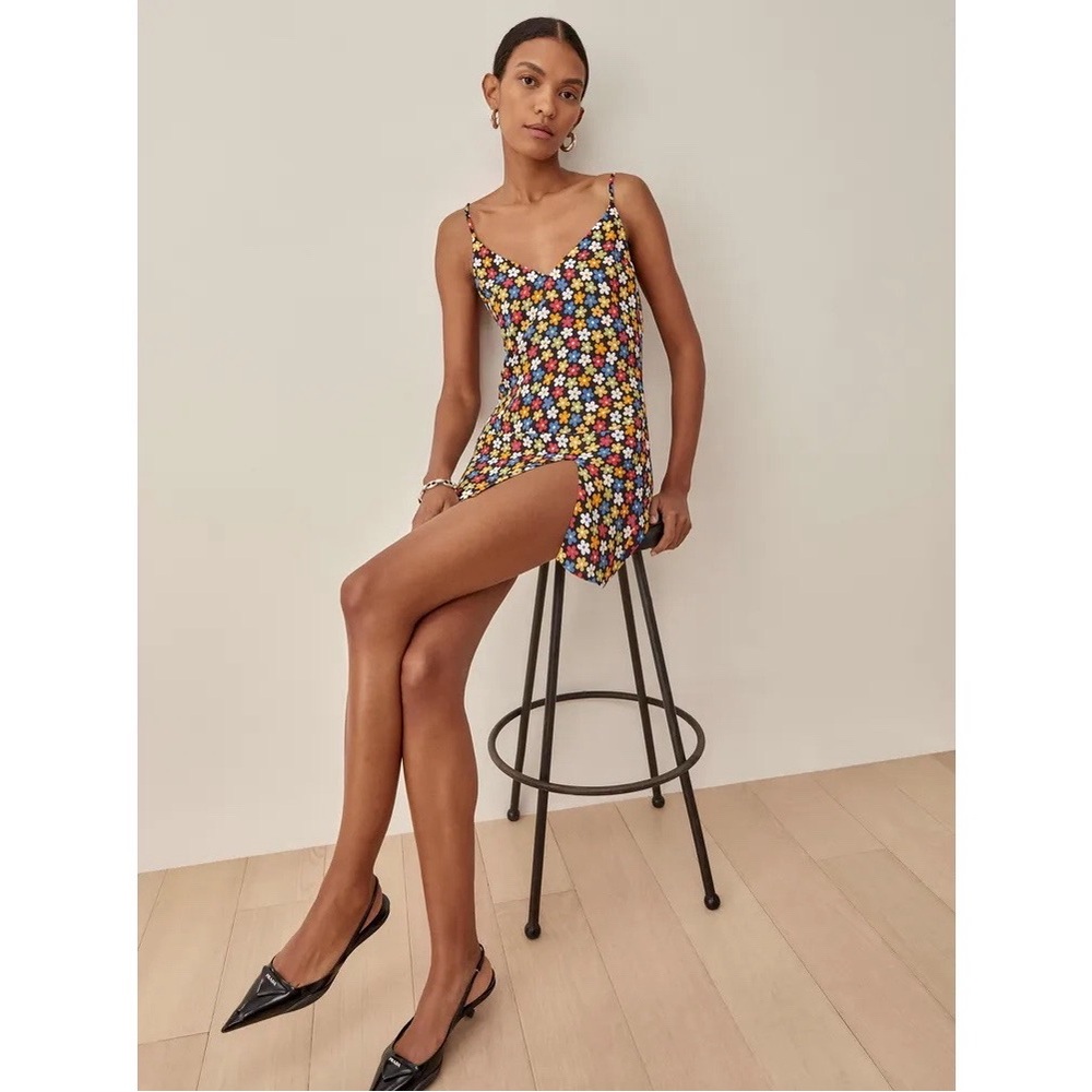 Reformation Marlowe Mini Dress in‎ Danica Floral - Picture 4 of 12
